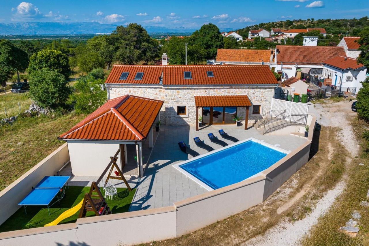 Stone Villa Miandri Sukosan Ngoại thất bức ảnh