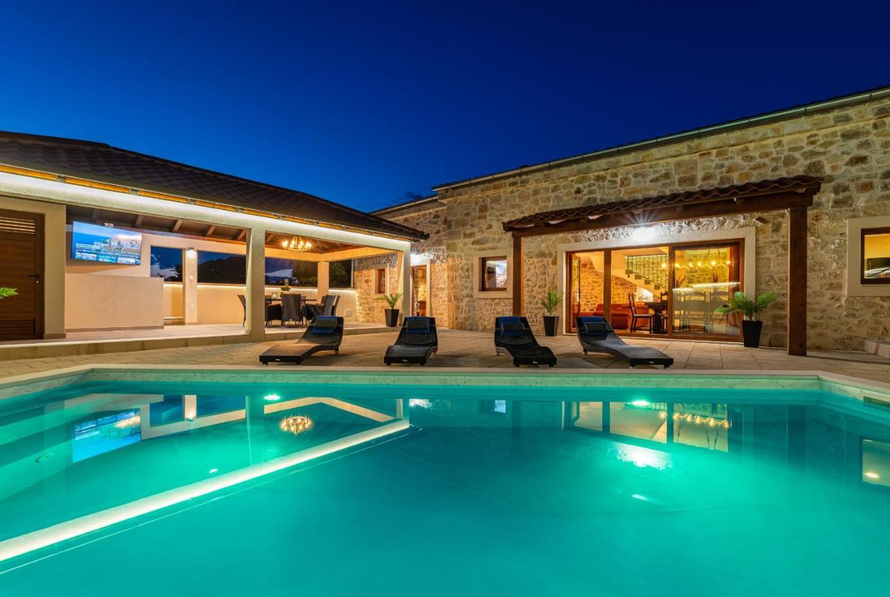 Stone Villa Miandri Sukosan Ngoại thất bức ảnh