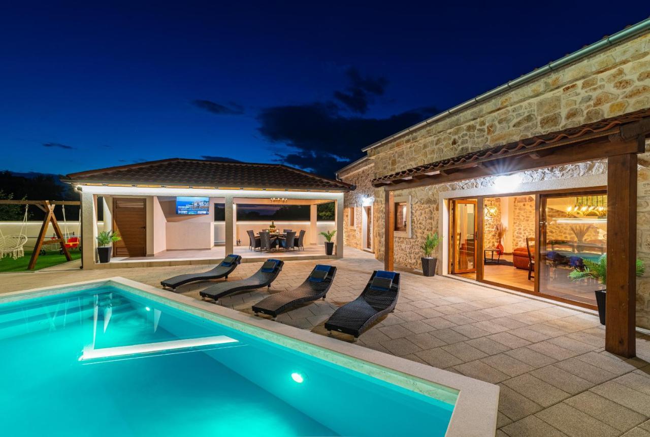 Stone Villa Miandri Sukosan Ngoại thất bức ảnh